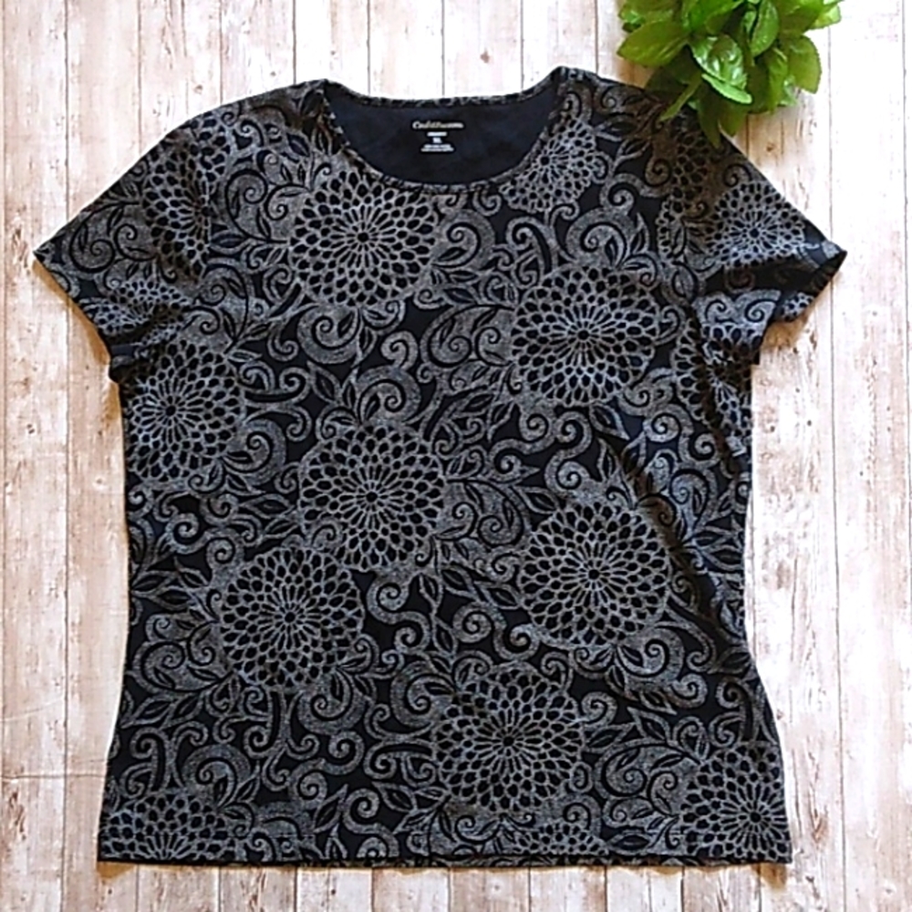 Croft & Barrow women's crewneck XL black and off white floral print blouse